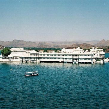 Pichola Lake Udaipur – Beauty of India